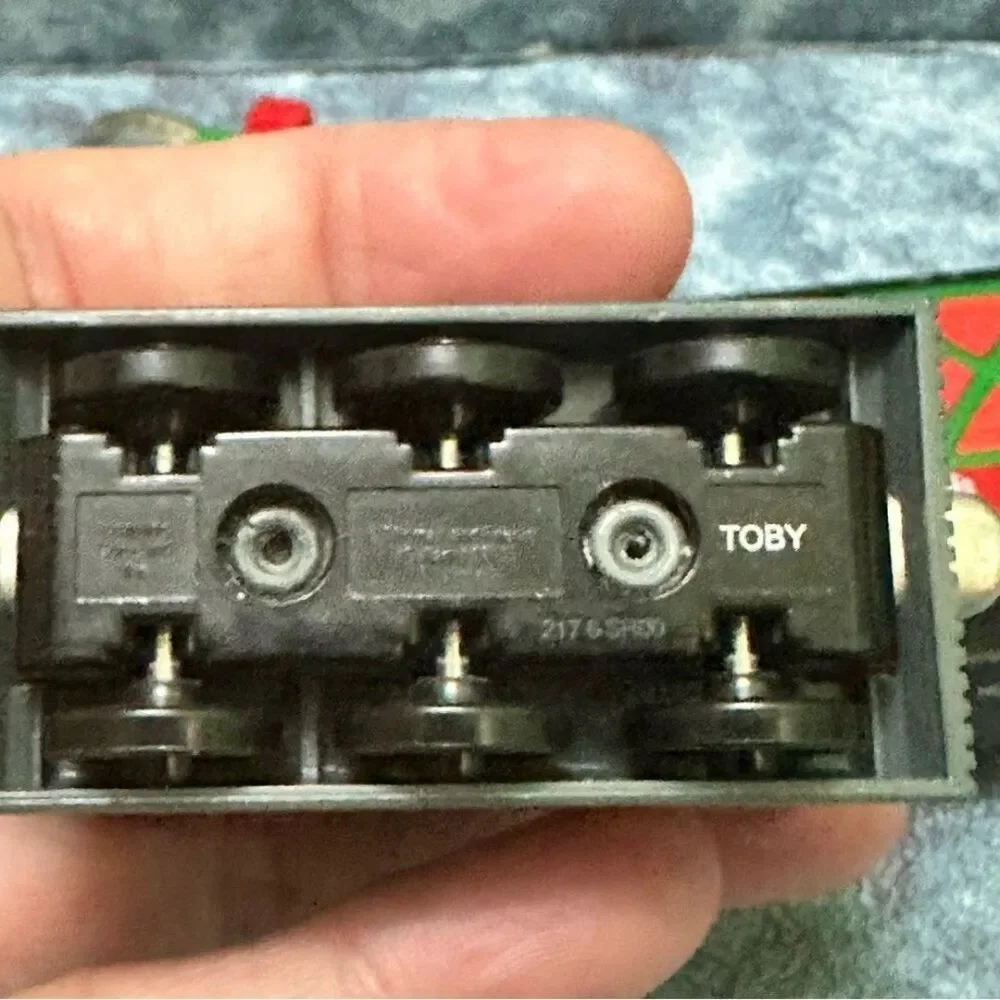 Thomas & Friends Festive Train Set with Red and Green